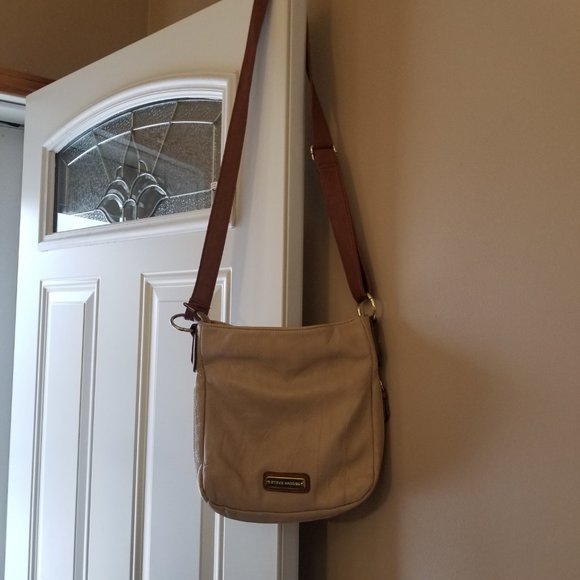 Steve Madden Vegan Leather Expandable Crossbody Satchel Tote - Picture 6 of 16